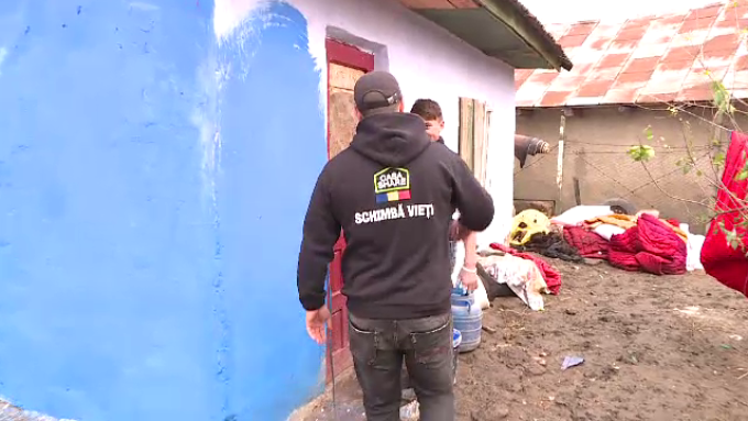 ”Casa Share”, proiectul unui ieșean prin care 15 familii nevoiașe au primit case