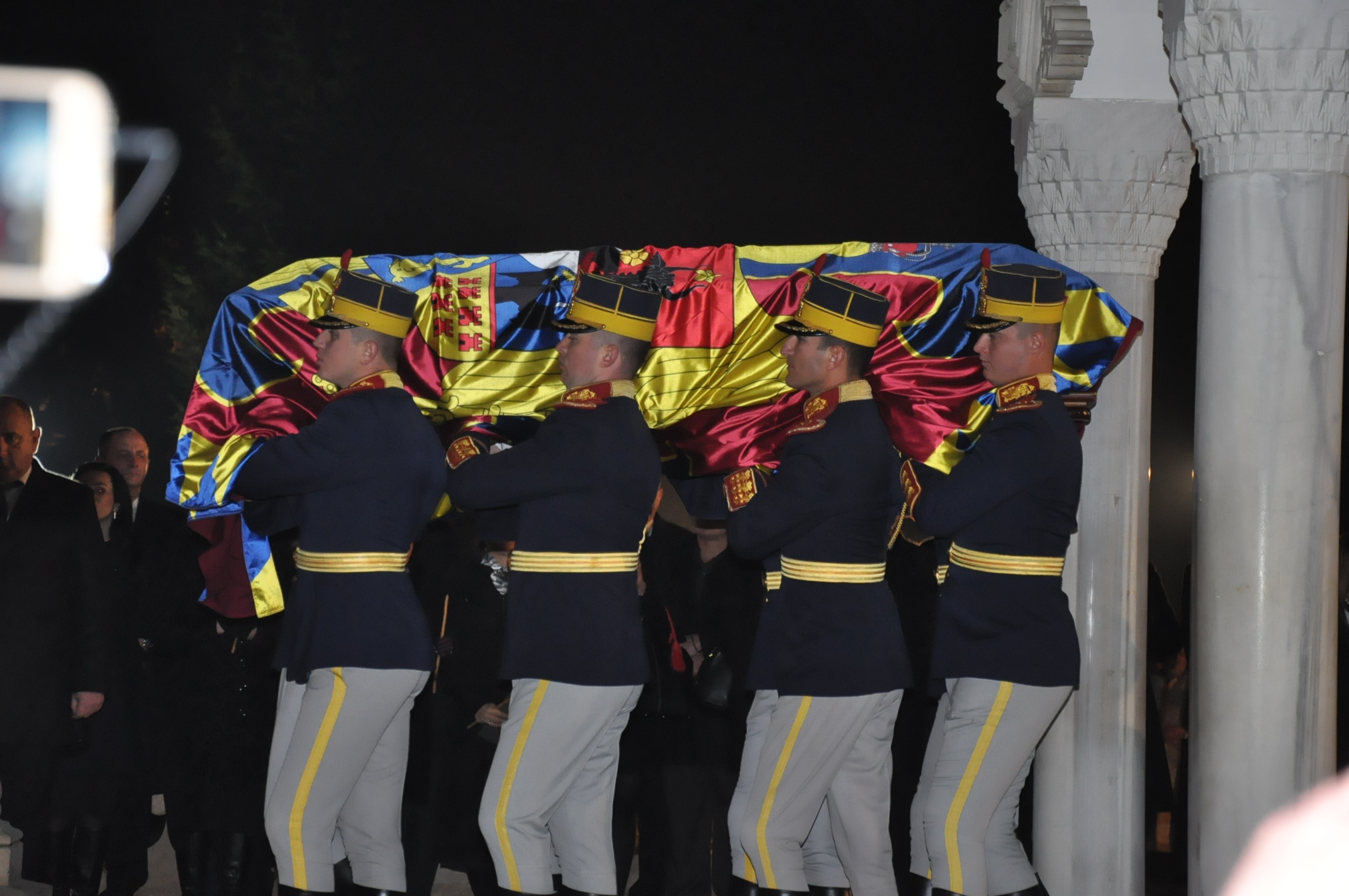 FOTO: Regele Mihai I al României, pe ultimul drum