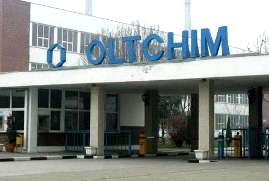 Peste 400 de salariaţi de la Oltchim au fost disponibilizaţi