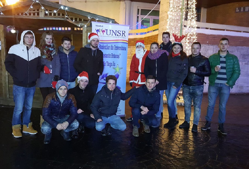 Campania caritabilă „Dăruiește de Crăciun” a studenților UCB Târgu-Jiu