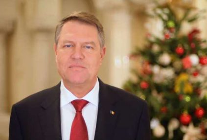 Klaus Iohannis: „Vă doresc un Craciun fericit, oriunde v-ați afla”