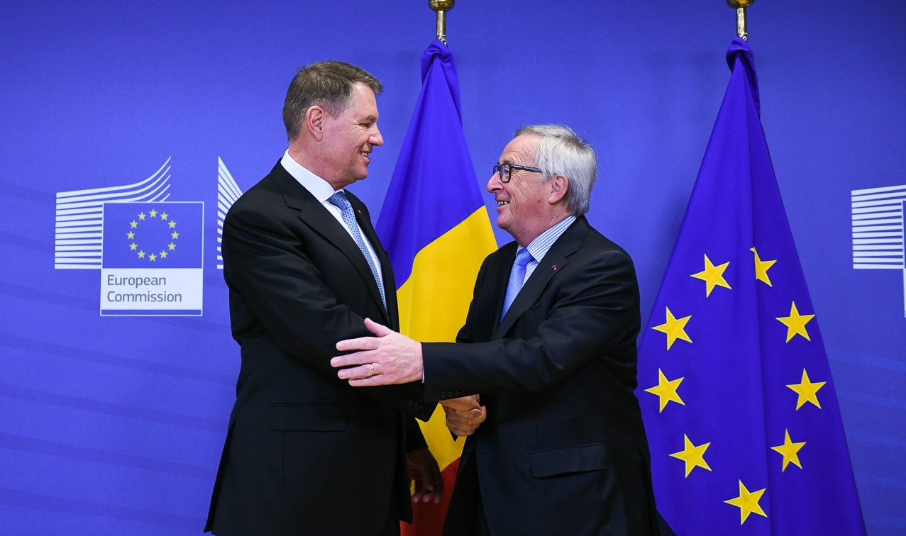 Președintele Iohannis s-a întâlnit, la Bruxelles, cu preşedintele CE, Jean-Claude Juncker (audio)