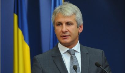Guvernul pregăteşte o ordonanţă de urgenţă privind reducerea TVA