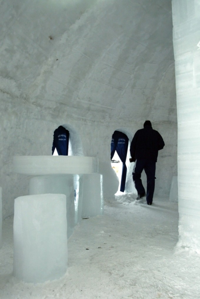 Hotelul de Gheață de la Bâlea, inaugurat astăzi, în prezența ambasadorului Canadei