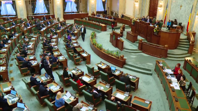 Moţiunea simplă împotriva ministrului Muncii, a PNL, dezbătută azi în plenul Camerei Deputaţilor