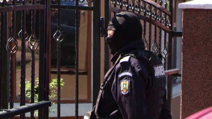 Descinderi la companii de medicamente, într-un caz legat de dosarul Lucan