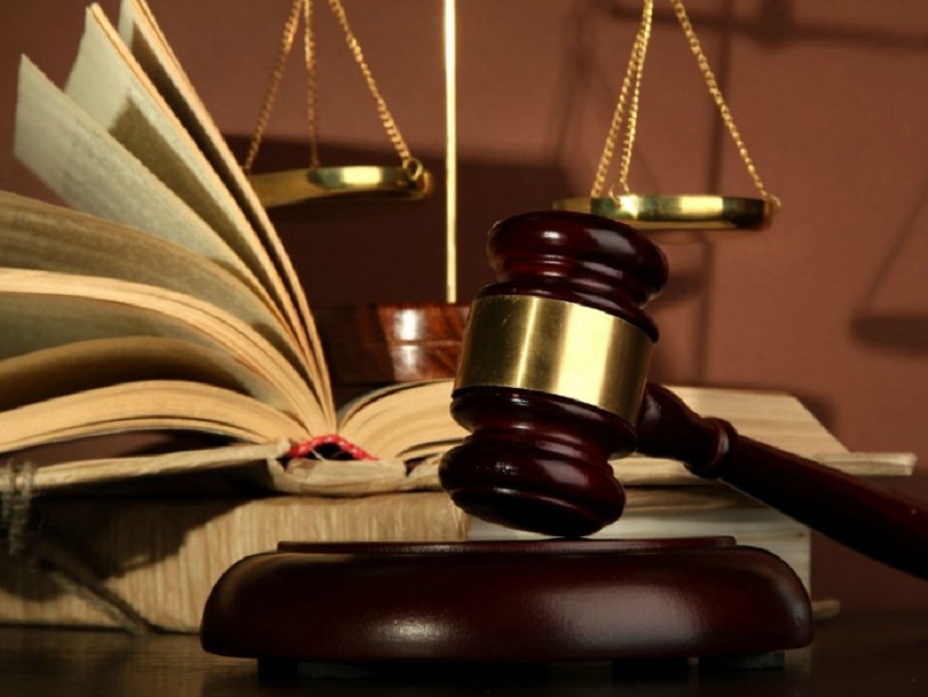 CCR a admis sesizarea preşedintelui Iohannis privind modificările aduse Legii administraţiei publice locale