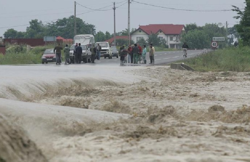 Digul de la Căpeni a rezistat (audio)