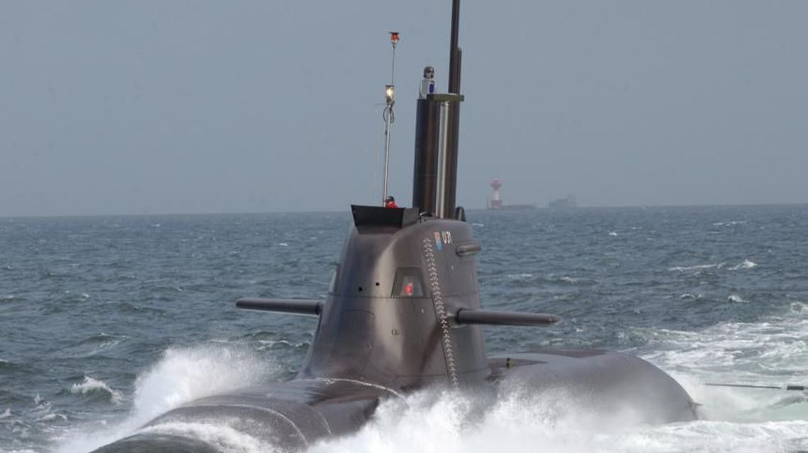 Forţele Navale Române ar urma să fie dotate cu trei submarine noi (audio)