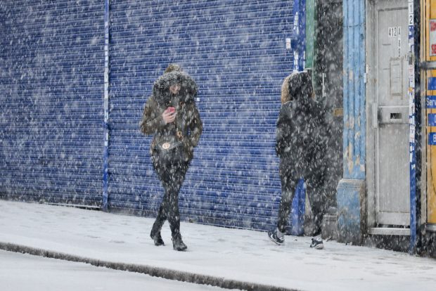 Cod galben de ninsori abundente pentru 12 județe