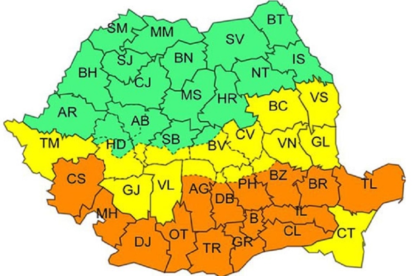 Mai bine de jumătate din ţară, sub ninsori abundente (audio)