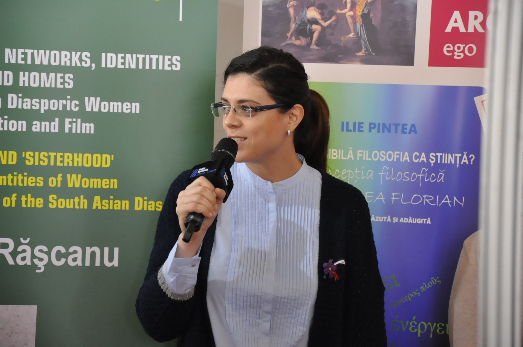 Targul de carte Gaudeamus – Radio Romania: Lansarea a două cărți semnate de Iulia Rășcanu