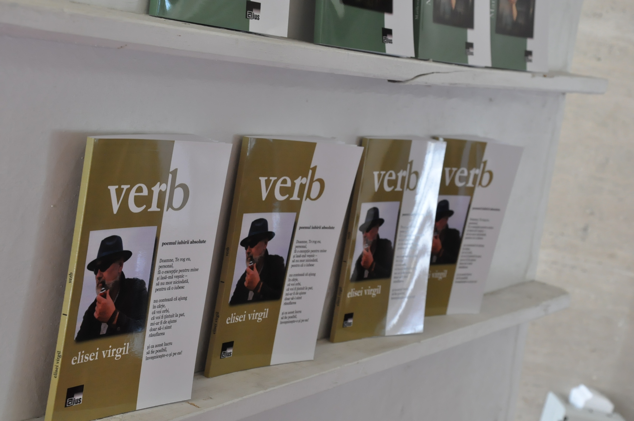 Târgul de carte Gaudeamus – Radio România: Lansarea volumelor de versuri: „Colivia cu aripi” de Marilena Tiugan şi „Verb” de Elisei Virgil