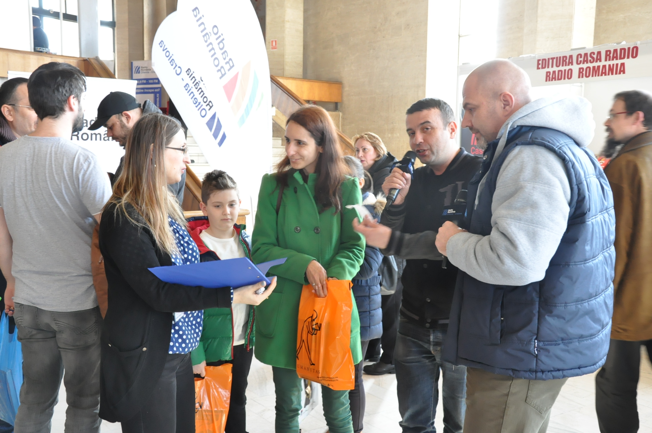 Târgul de Carte Gaudeamus – Radio România, Radio Oltenia a premiat pasionatii de lectura