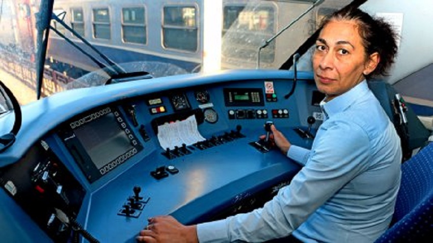 Elsa Bădănac, una dintre cele două femei mecanici de locomotivă din România (audio)
