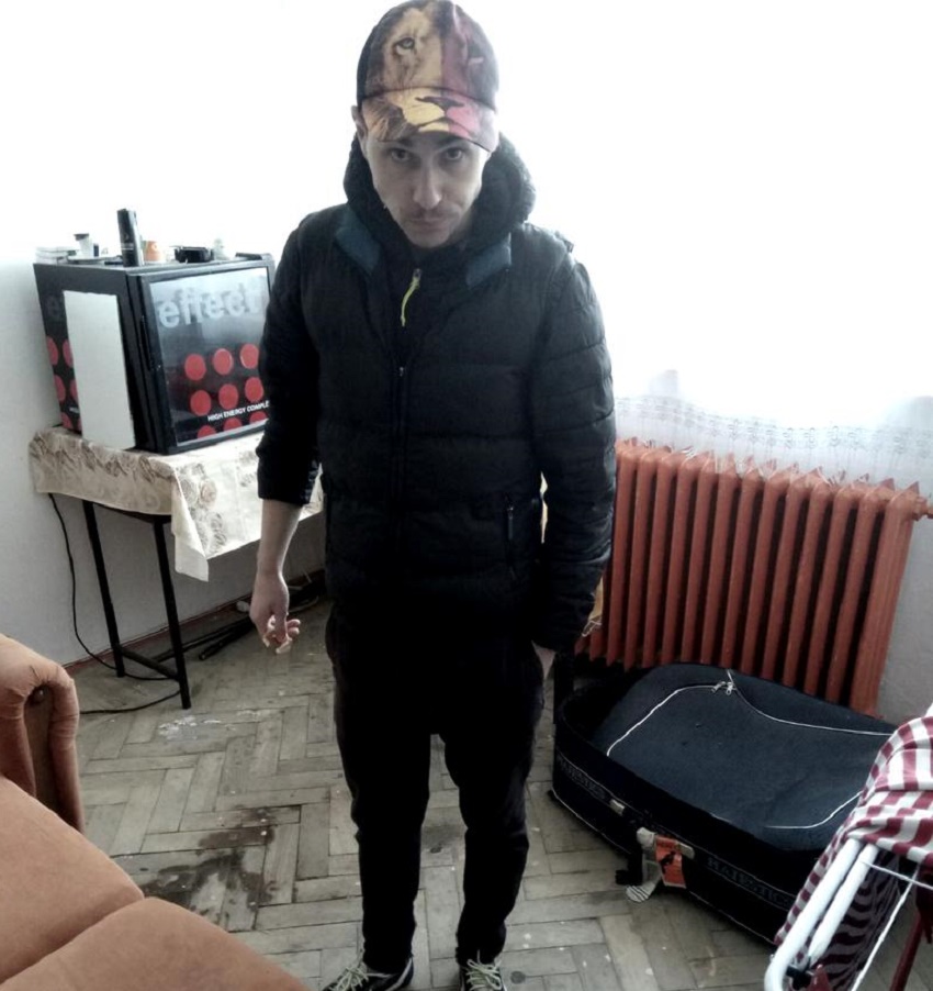 Bărbatul bănuit că ar fi tâlhărit o agenţie de pariuri sportive din Craiova, depistat de poliţişti