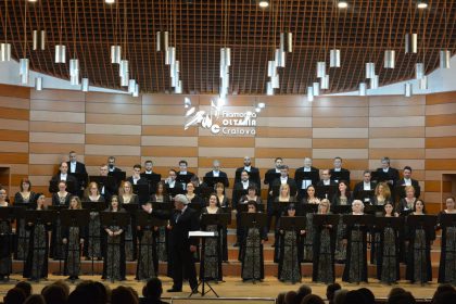 Carmina Burana, spectacol cu casa închisă la Ploiești