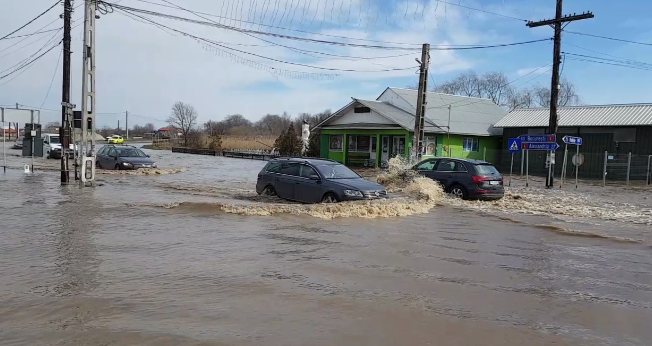 Inundații în 15 județe (audio)