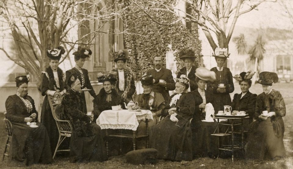 8 Martie, ziua în care femeile nu primeau flori şi se luptau pentru nişte drepturi elementare