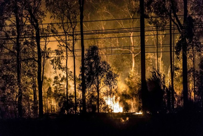 Un incendiu uriaş riscă să distrugă Sydney, cel mai mare oraş din Australia