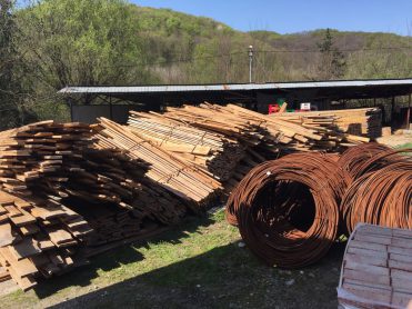 Materiale de construcții pentru locuitorii din Golești