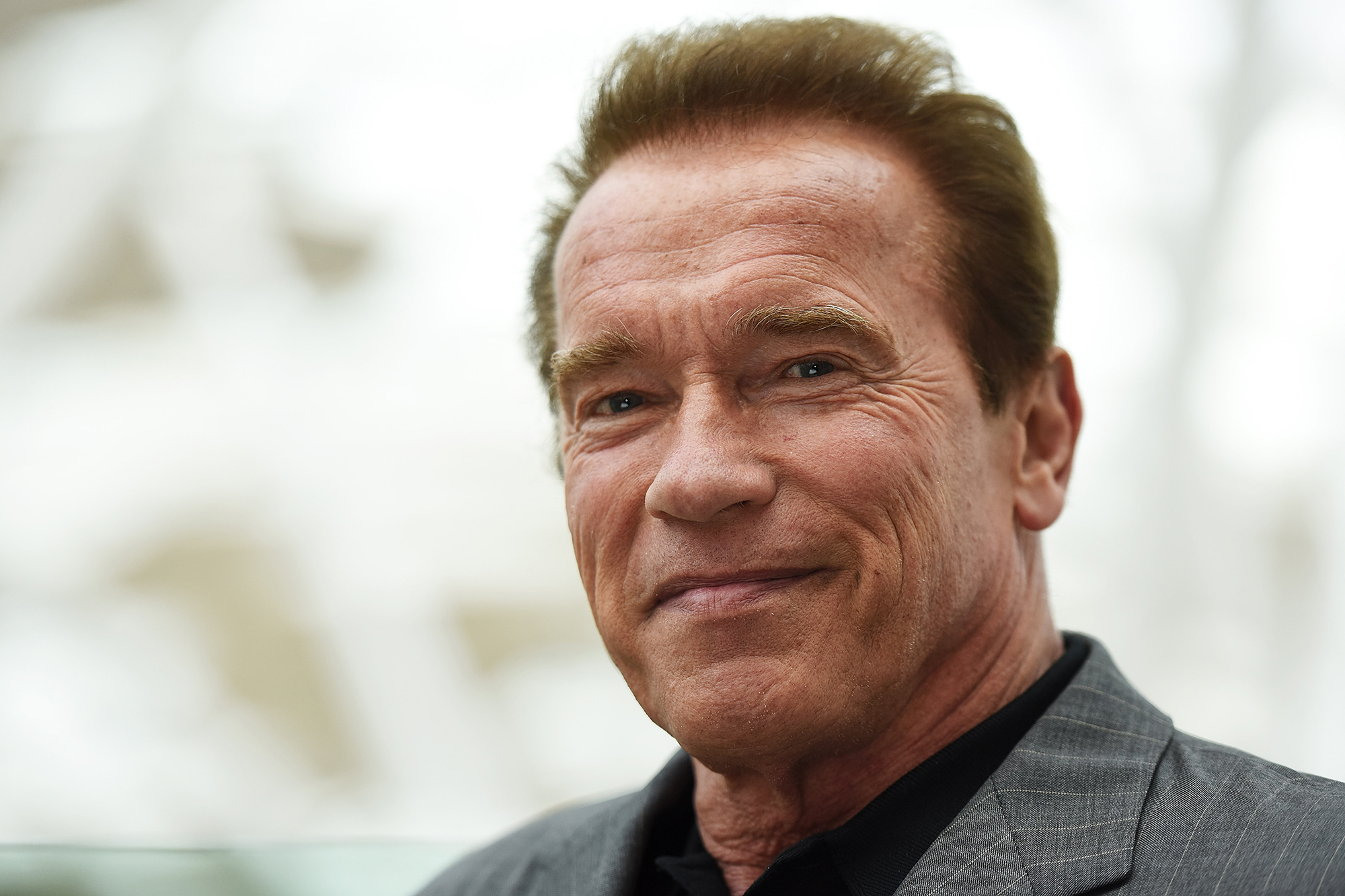 Arnold Schwarzenegger s-a întors acasă după operaţia pe cord