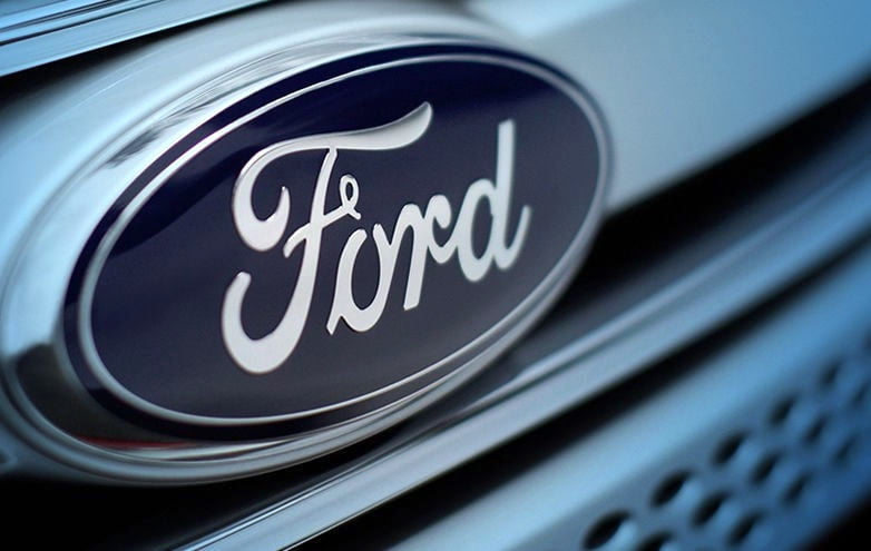 Angajații Ford România lucrează în două schimburi