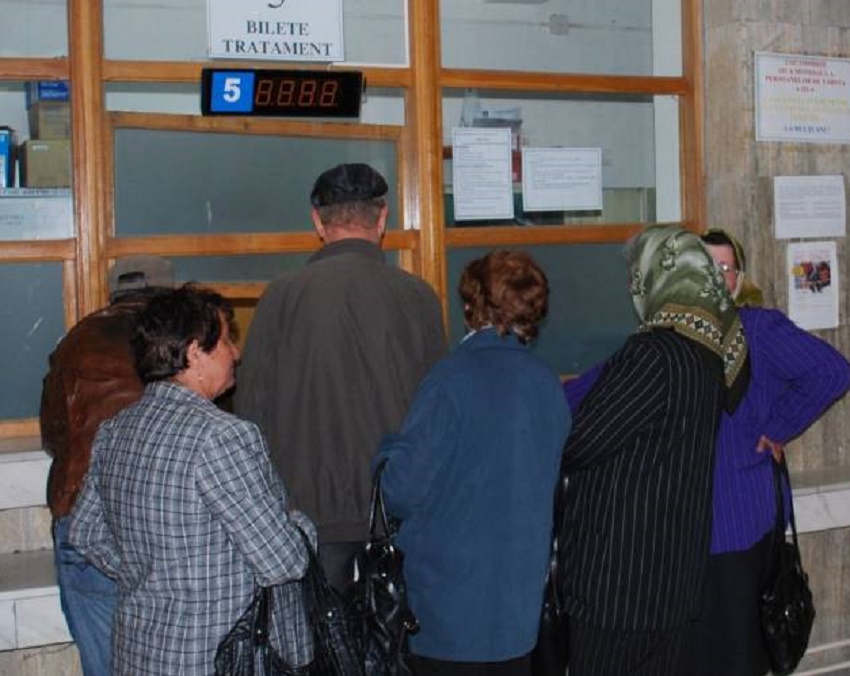 Bilete de tratament la Casa Judeţeană de Pensii Olt