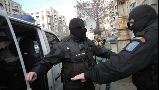 Mascați, la Drăgănești-Olt