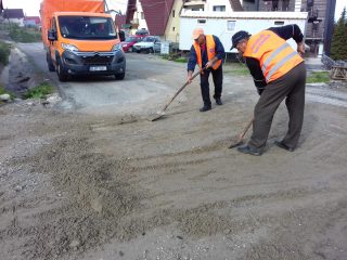 Lucrarări pe drumurile din Oltenia