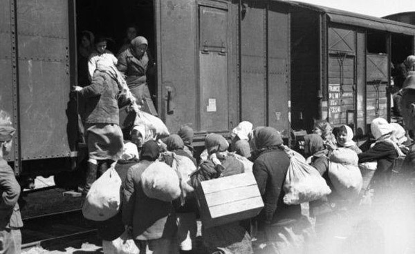77 de ani de la primul val de deportări sovietice (audio)