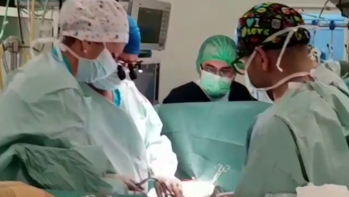 Un băiat de 15 ani din Târgu Mureș a primit o inimă nouă. Cine a fost donatorul