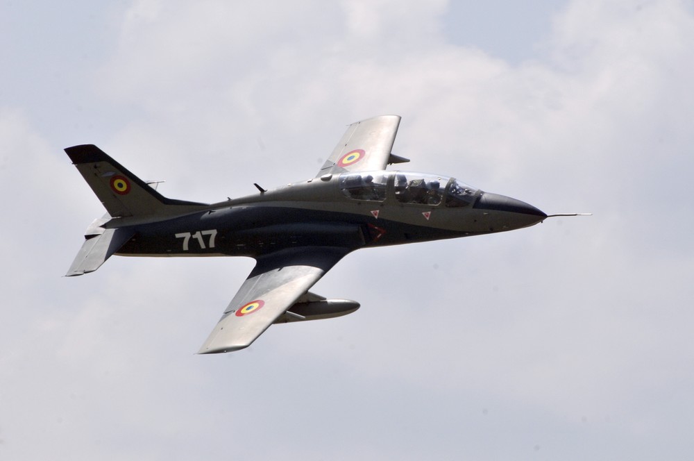 Au apărut detalii noi legate de avionul militar de tipul IAR 99 Șoim care s-a prăbușit luni, în apropiere de baza aeriană de la Bacău