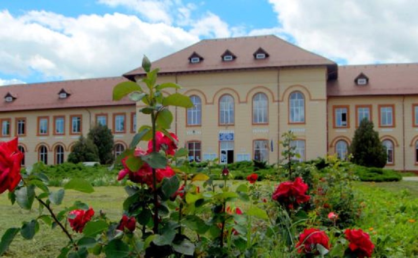 Elevi din Caracal, în practică agricolă la fermele din Loiret