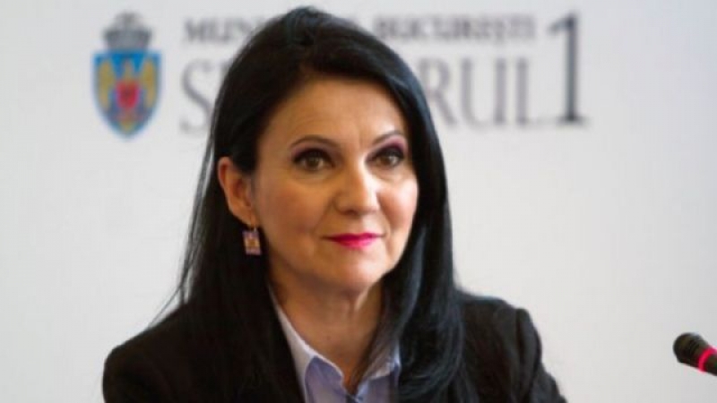 Ministrul Sănătăţii, Sorina Pintea critică autorităţile locale pentru slaba implicare în promovarea vaccinării
