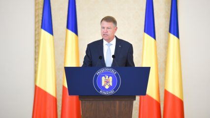 Klaus Iohannis cere executivului să-i despăgubească pe producătorii afectaţi de pesta porcină