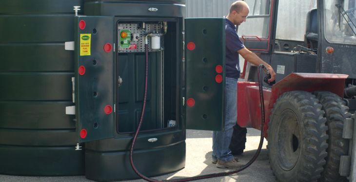 Fermierii gorjeni pot depune cereri pentru plata subvenţiei la motorină, pentru trimestrul al treilea