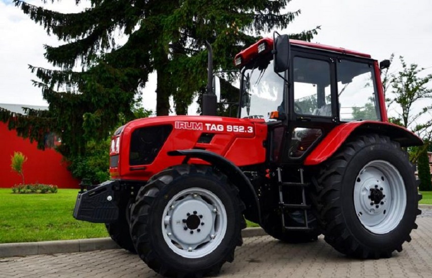 Primul tractor agricol integral românesc (audio)