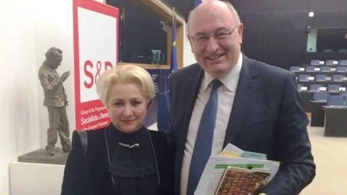 Întrevedere la Guvern (audio)