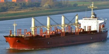 Echipajul navei comerciale atacate de piraţi pe coasta Nigeriei este în stare bună