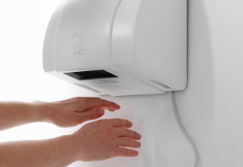 Uscătoarele de mâini – pericol în spitale