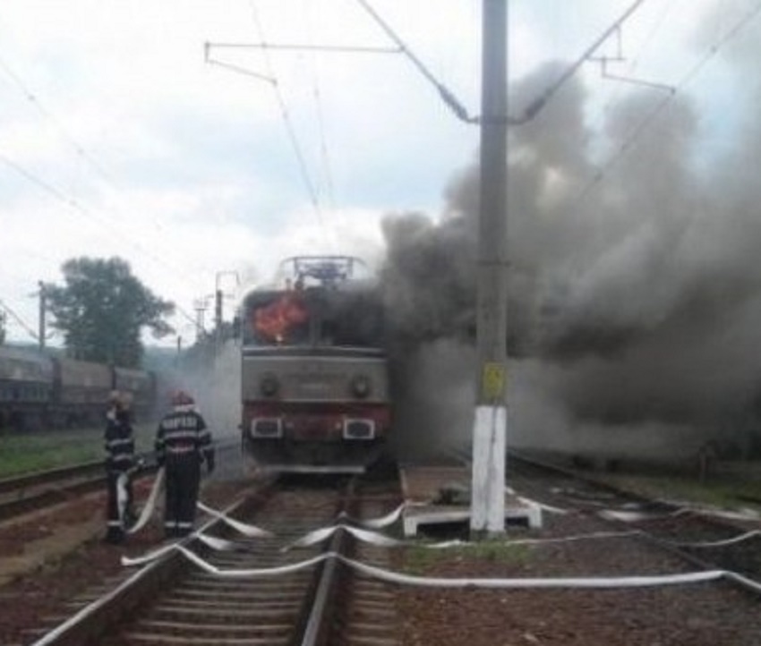 Olt: Trafic feroviar oprit pe Magistrala 900