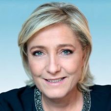 Justiţia franceză a inculpat-o pe Marine Le Pen
