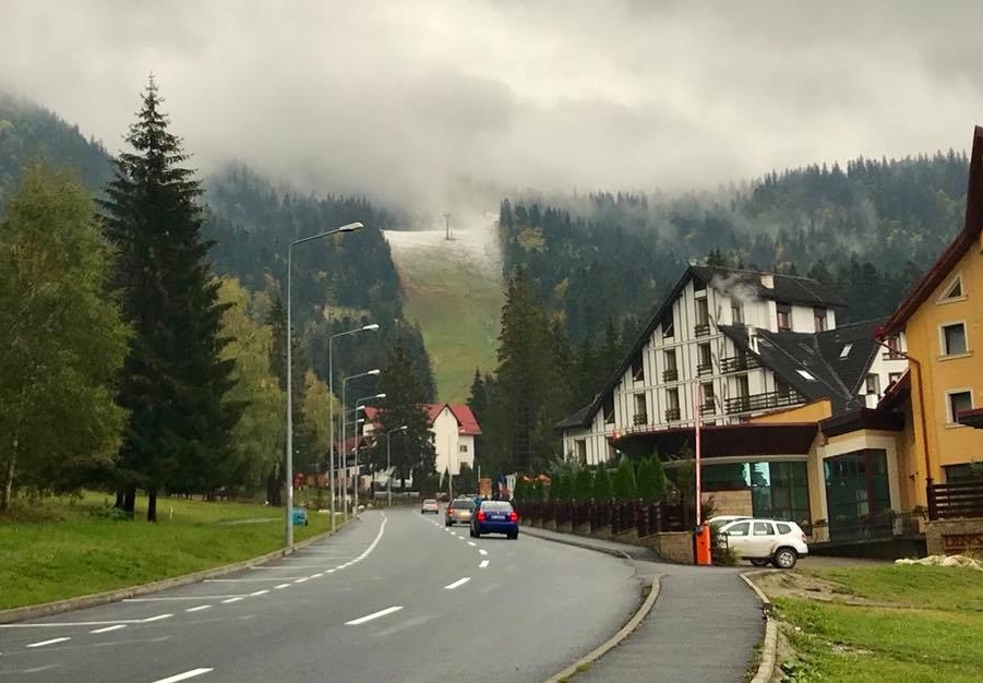 Traficul rutier spre Poiana Brașov, restricționat