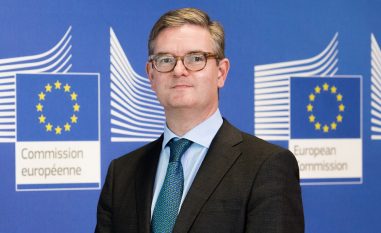 Comisarul european Julian KING vizitează România