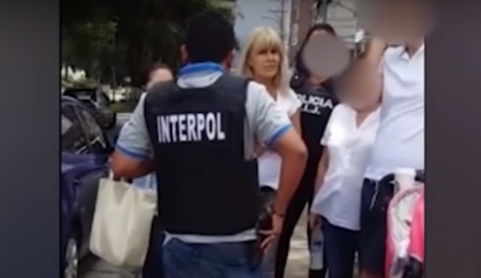 Elena Udrea și Alina Bica, reținute în Costa Rica