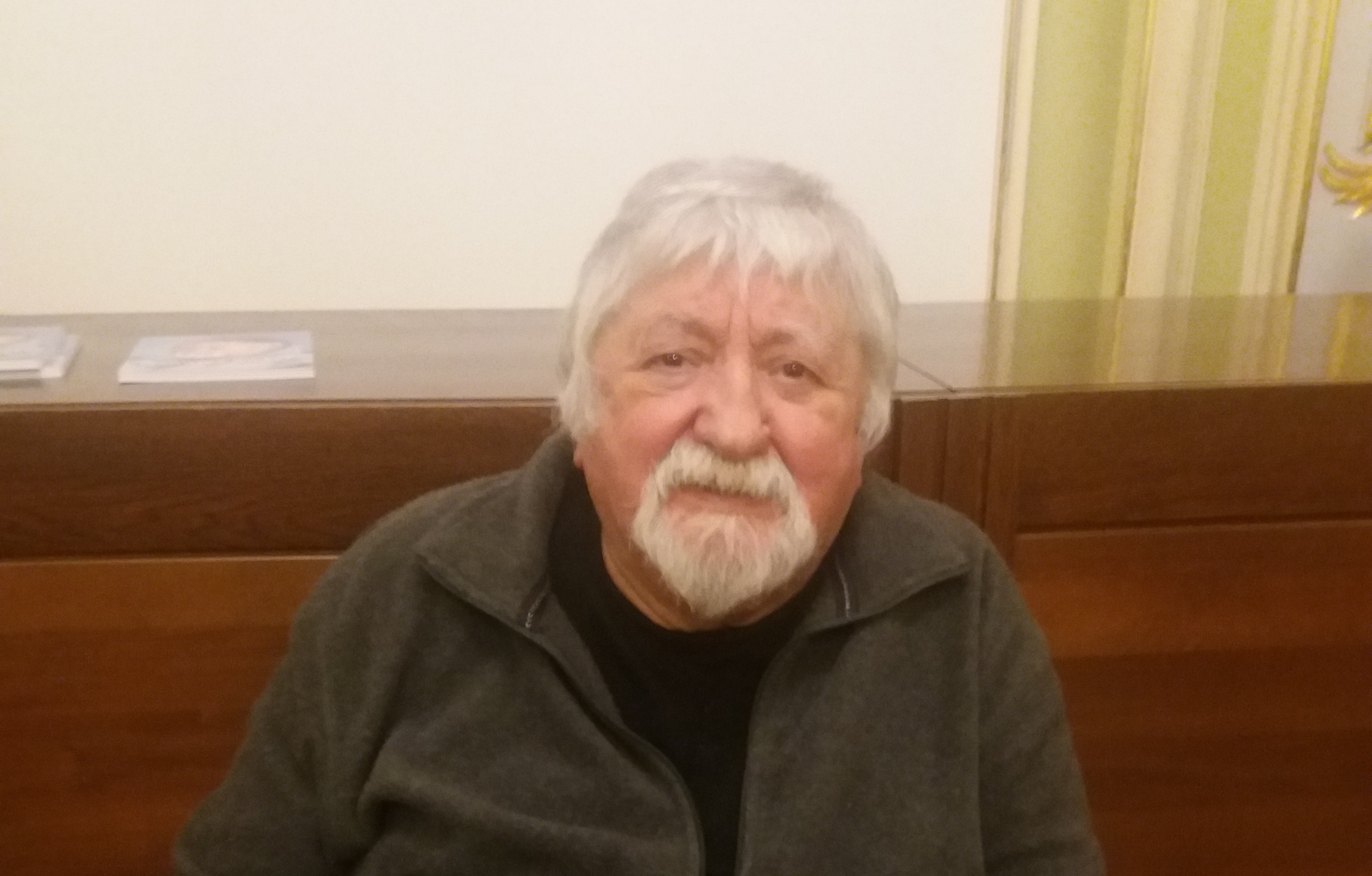 (Fotoreportaj) Gabriel Bratu – 70 de ani de caricatură