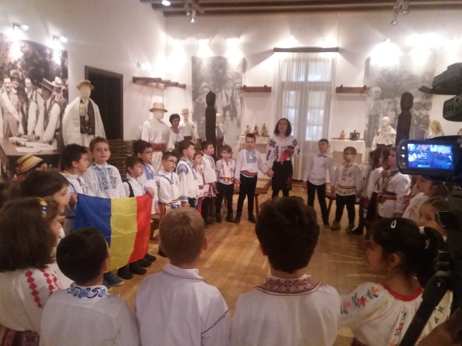 (Fotoreportaj) „Mândru că sunt Român!”