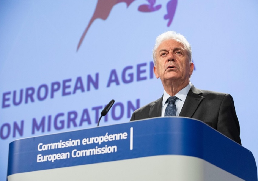 Comisarul european Dimitris Avramopoulos vizitează România