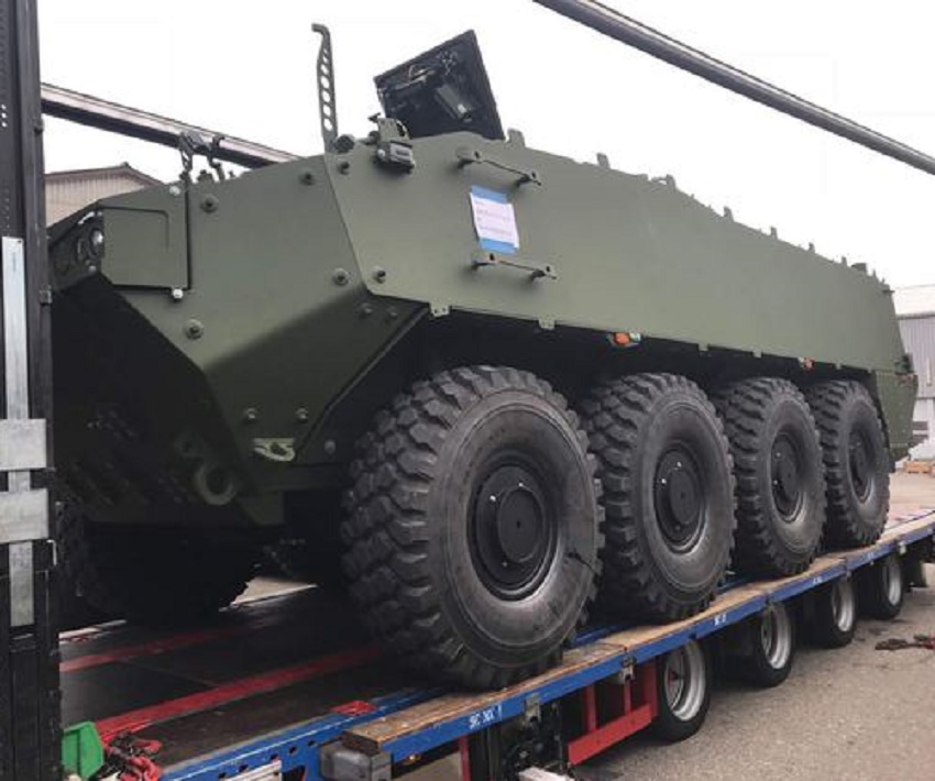Primele două transportoare blindate 8×8 Piranha (audio)
